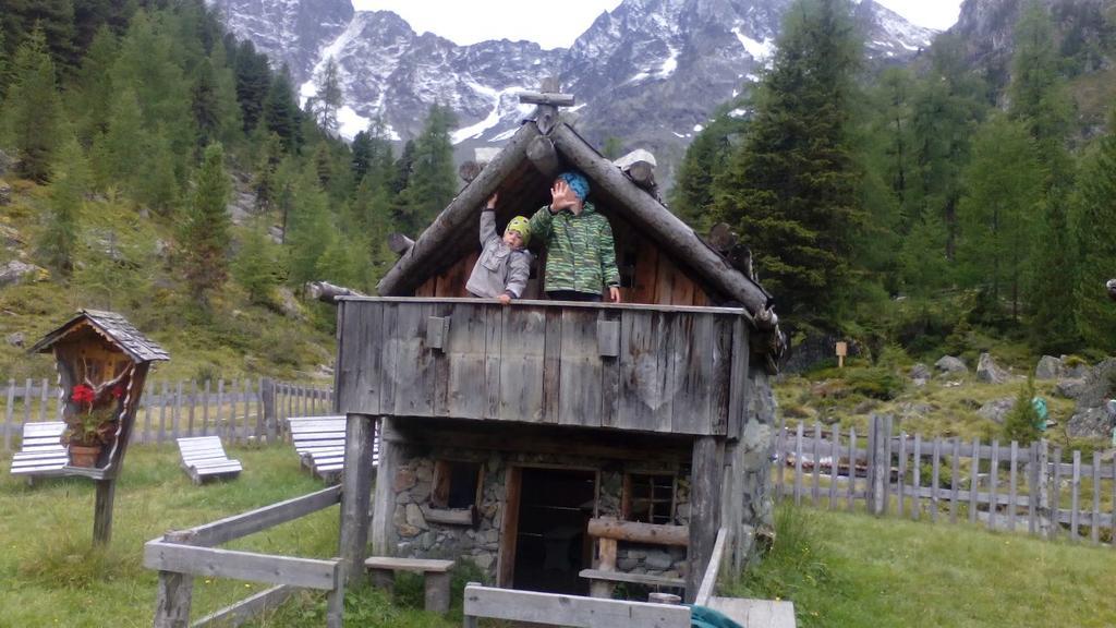Apart Gschwandthof Sankt Leonhard im Pitztal Bagian luar foto