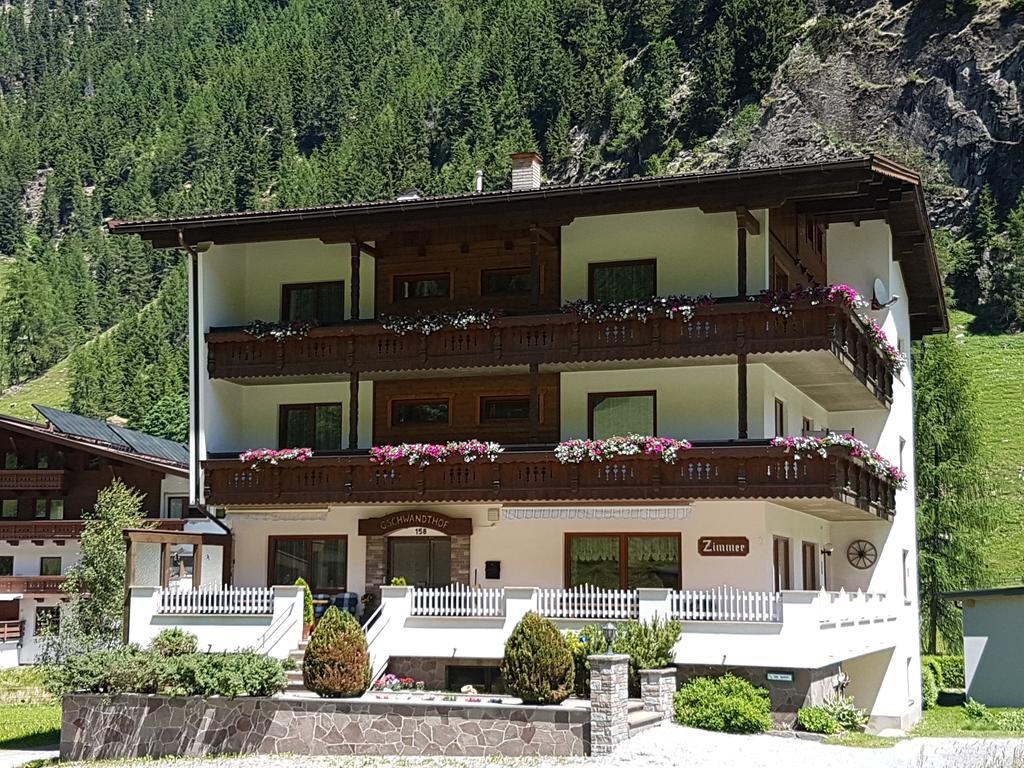 Apart Gschwandthof Sankt Leonhard im Pitztal Bagian luar foto